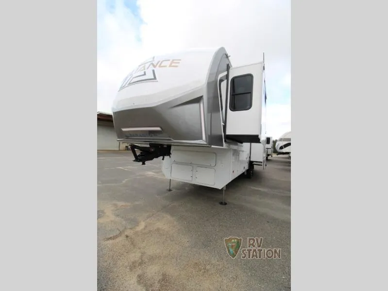2027 Alliance RV Paradigm 310RL - Photo 3
