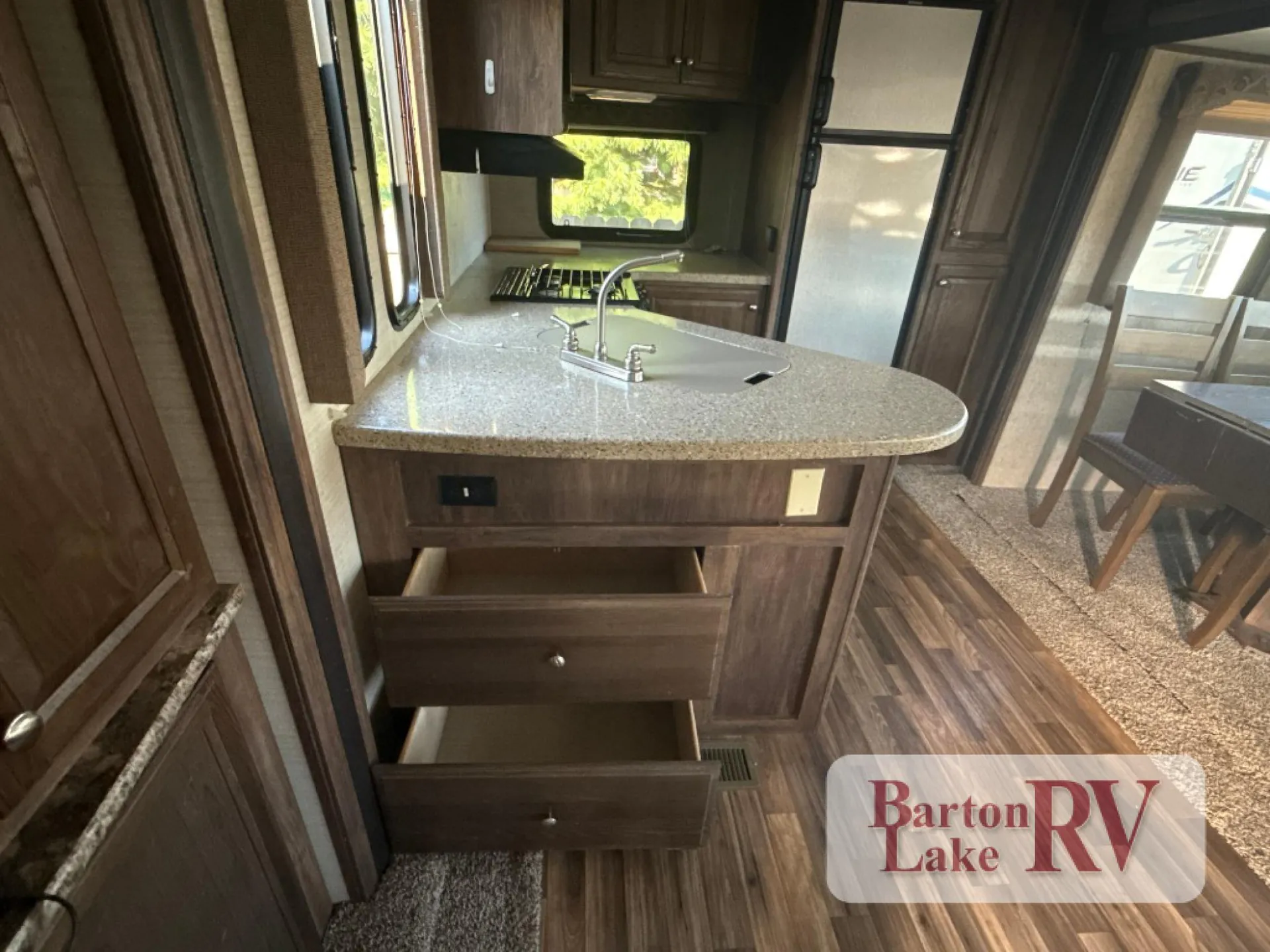 2017 Keystone Cougar XLite 33MLS - Photo 3