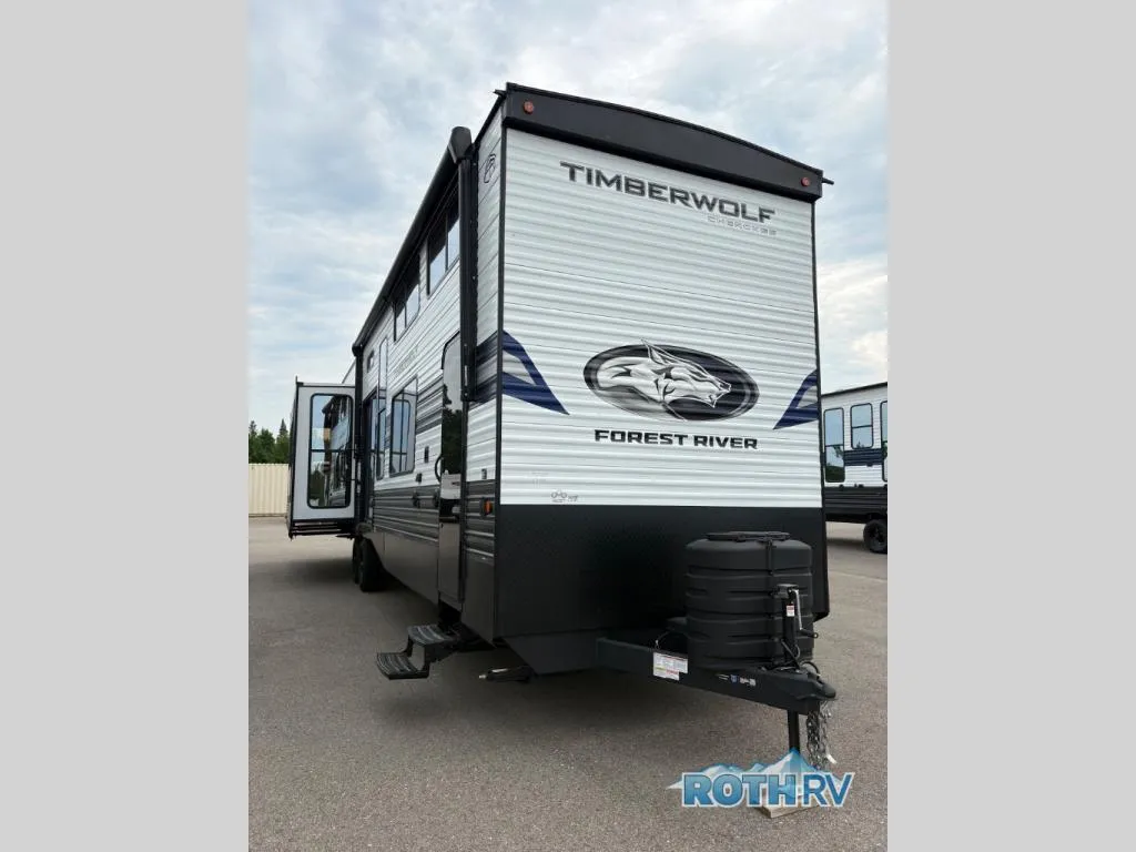 2026 Forest River Cherokee Timberwolf 39JM - Photo 3