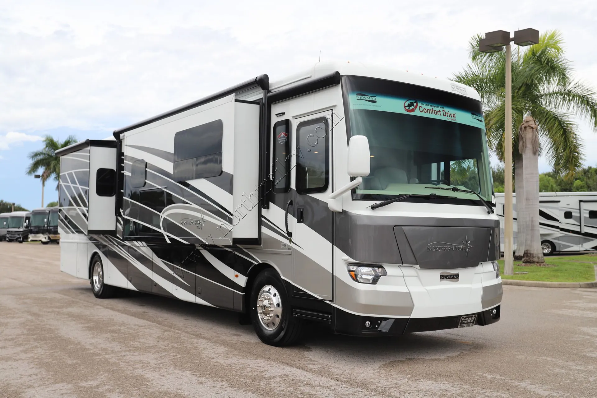 2027 Newmar Northern Star 4037 - Photo 3