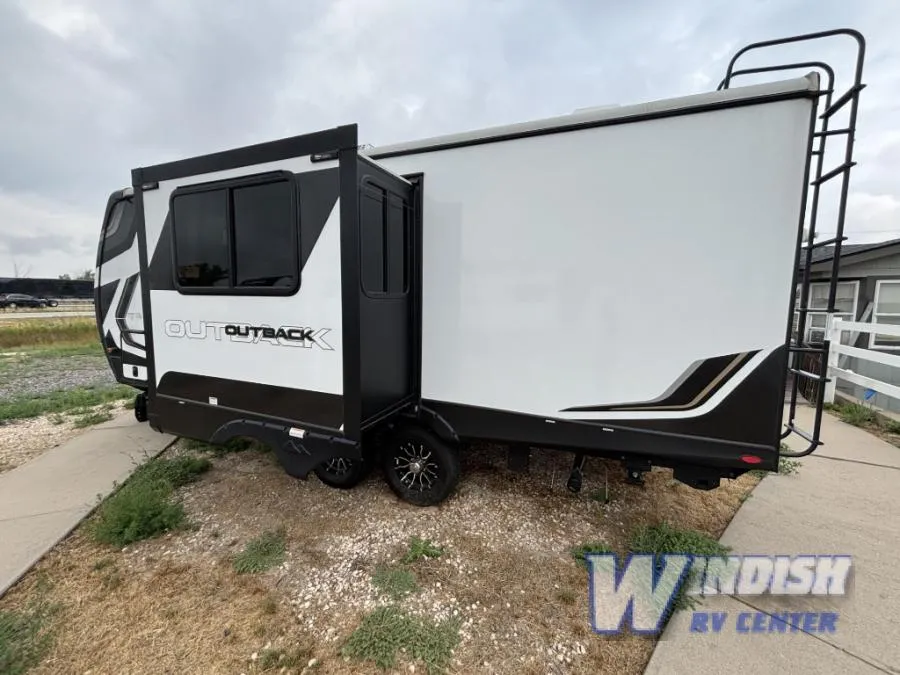 2025 Keystone Outback 212RB - Photo 4