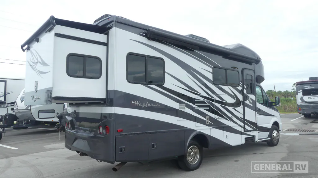 2017 Tiffin Wayfarer 24 QW, Photos photo 7