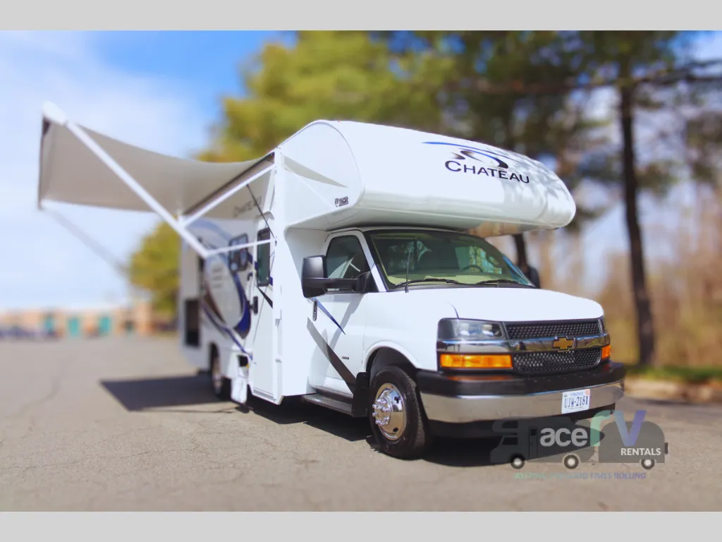 2024 Thor Motor Coach Chateau 22E - Photo 2