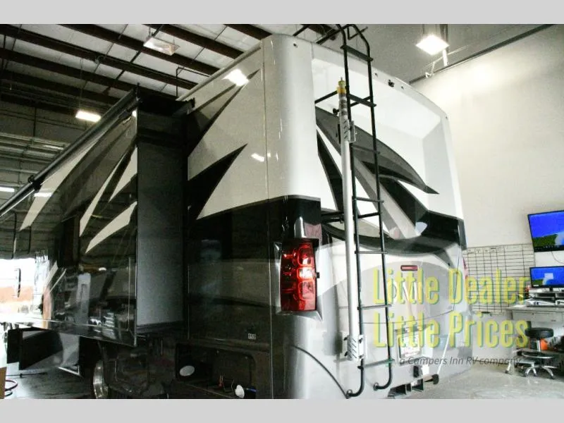 2021 Thor Motor Coach Omni BH35 - Photo 4