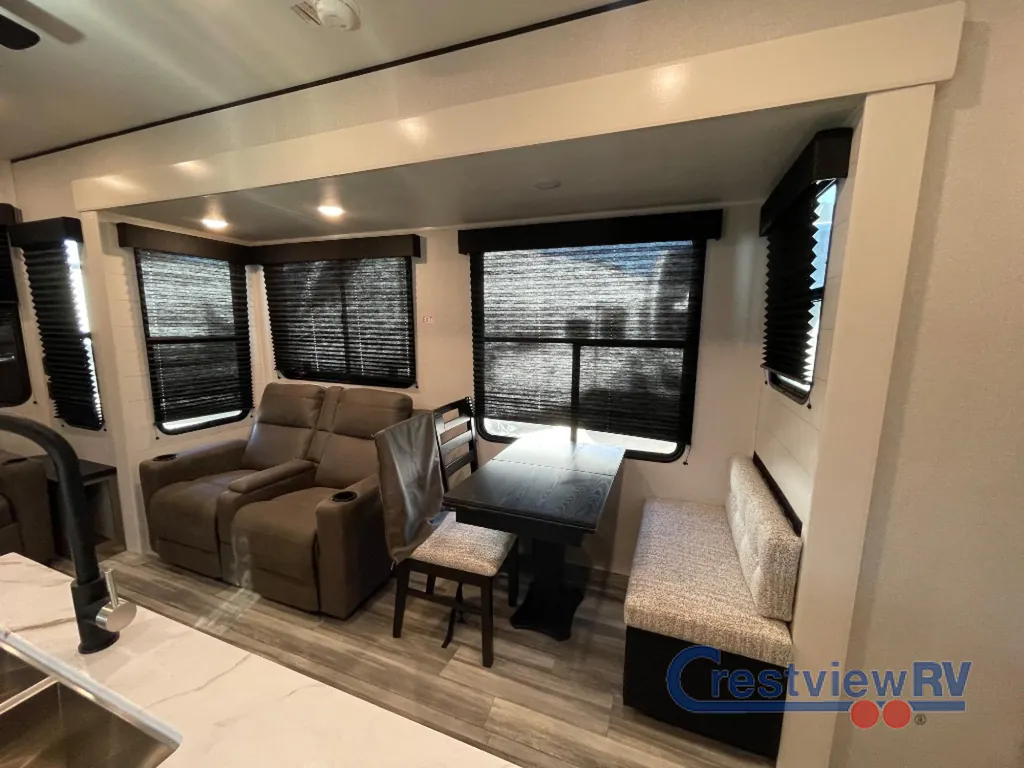 2026 Jayco Jay Flight Bungalow 401FLTS DS, Photos photo 12