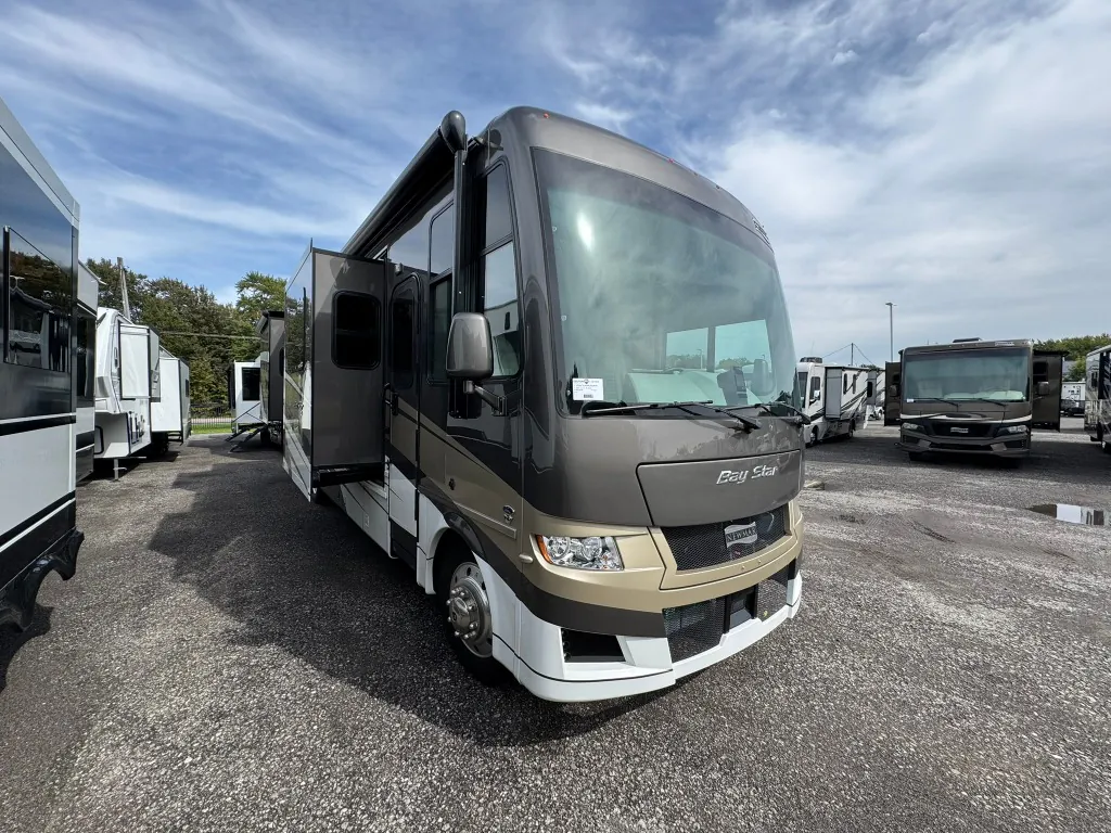 2025 Newmar Bay Star 3629 - Photo 4