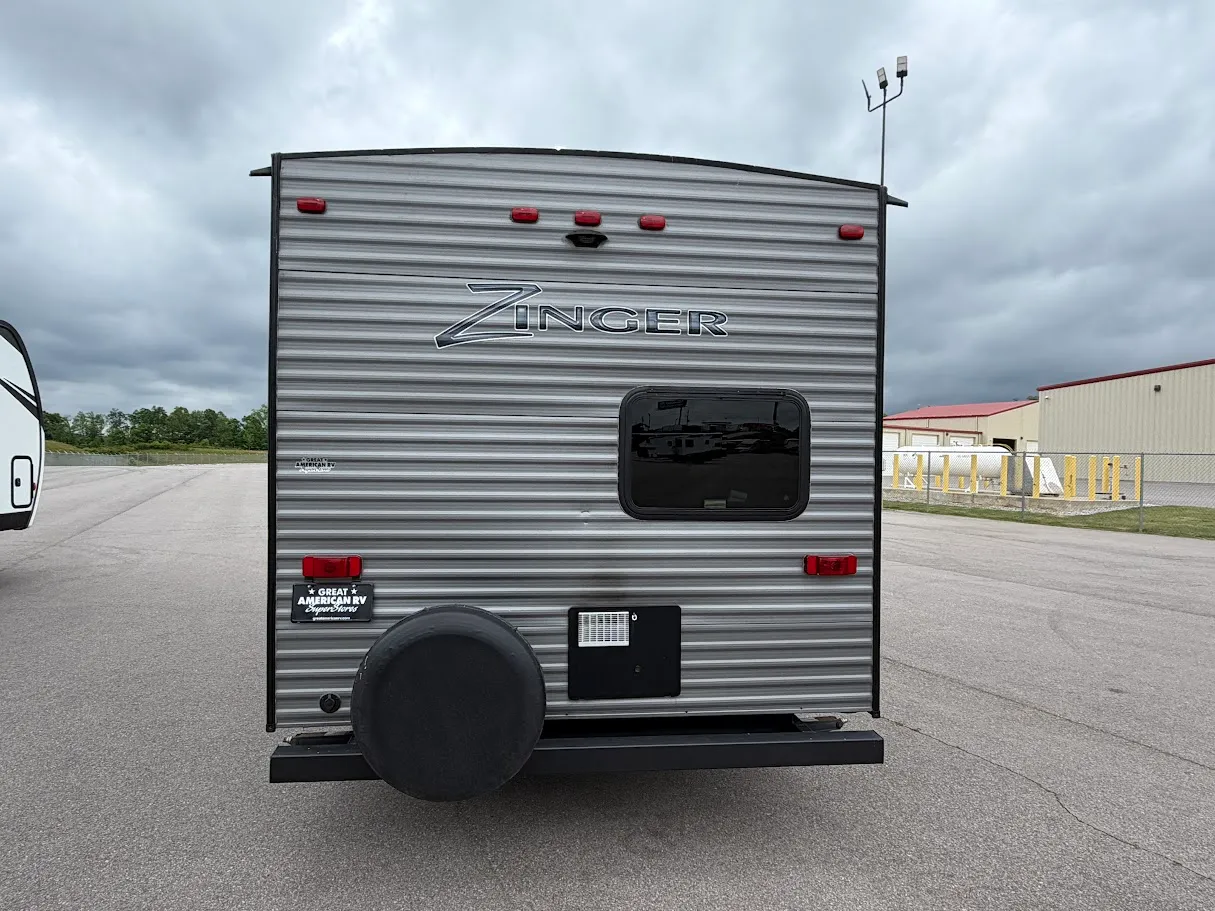 2018 CrossRoads Zinger ZR205BH - Photo 3