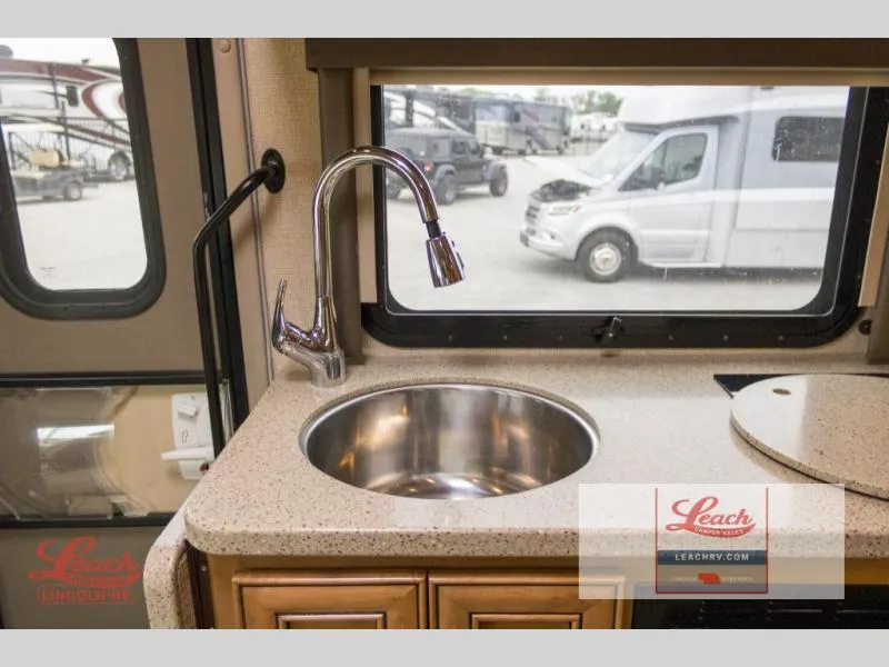 2018 Thor Motor Coach Siesta Sprinter 24ST - Photo 4