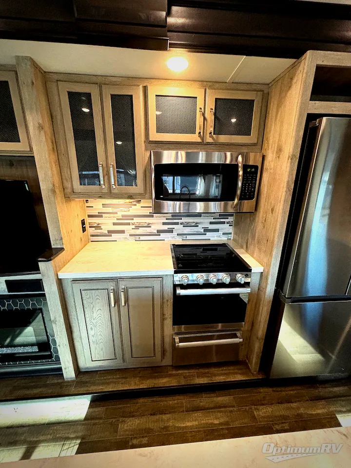 2022 Keystone Avalanche 390DS, Photos photo 15
