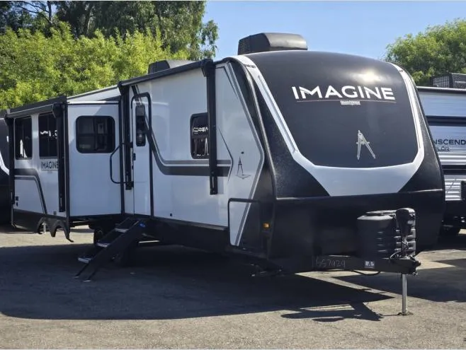 2026 Grand Design Imagine 2970RL - Photo 2