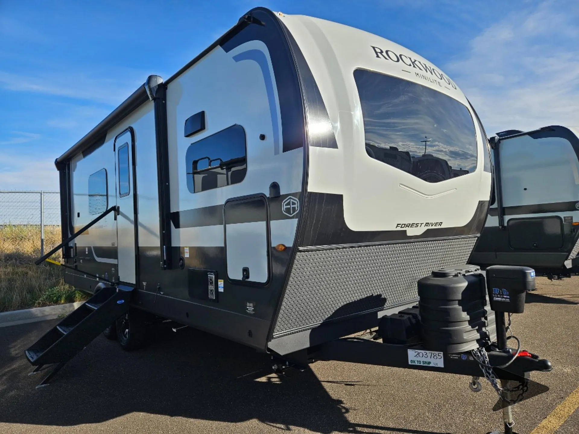 2027 Forest River Rockwood Mini Lite 2523MBR