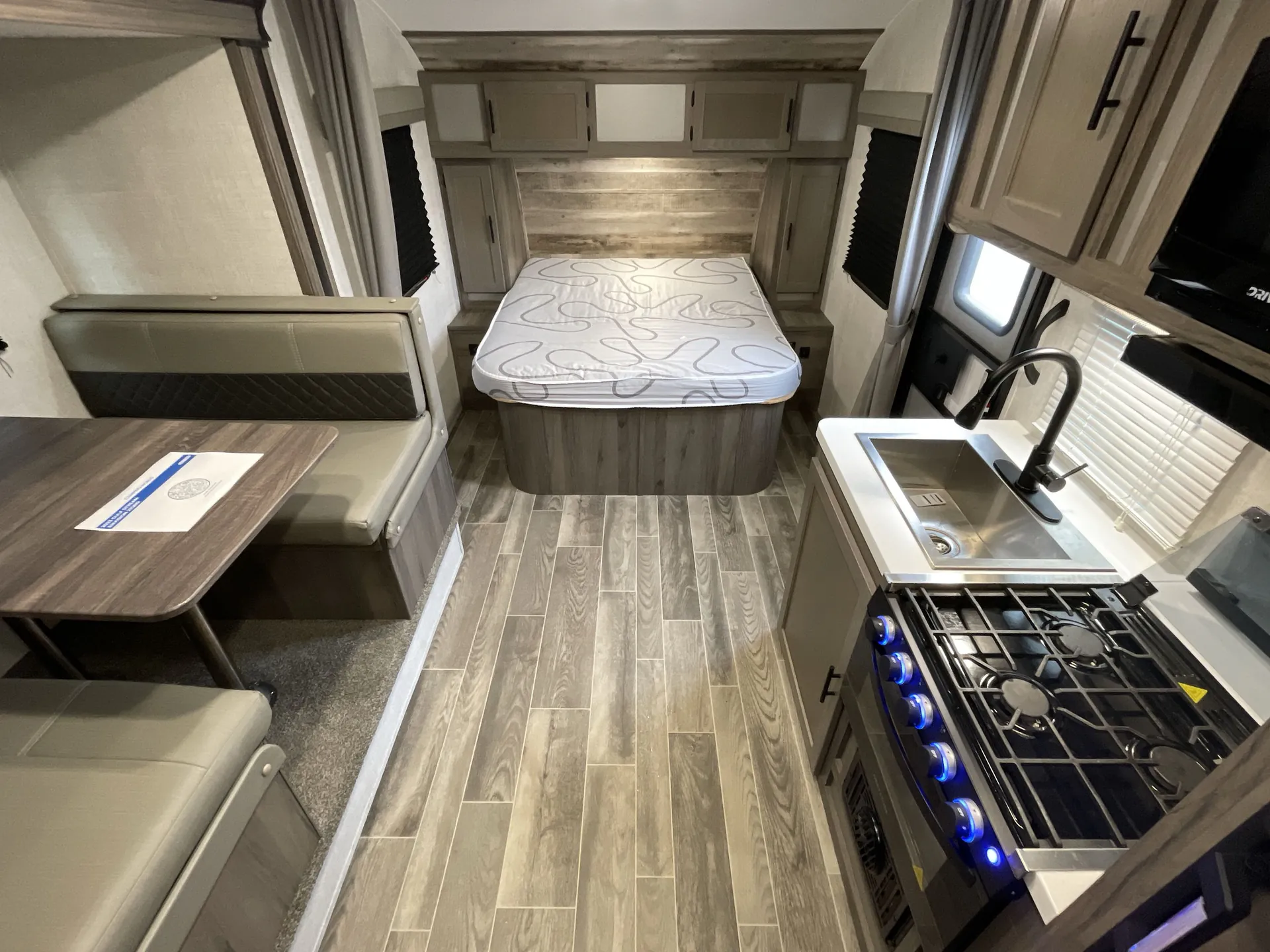 2023 Gulf Stream Envision SVT 21QBD - Photo 4