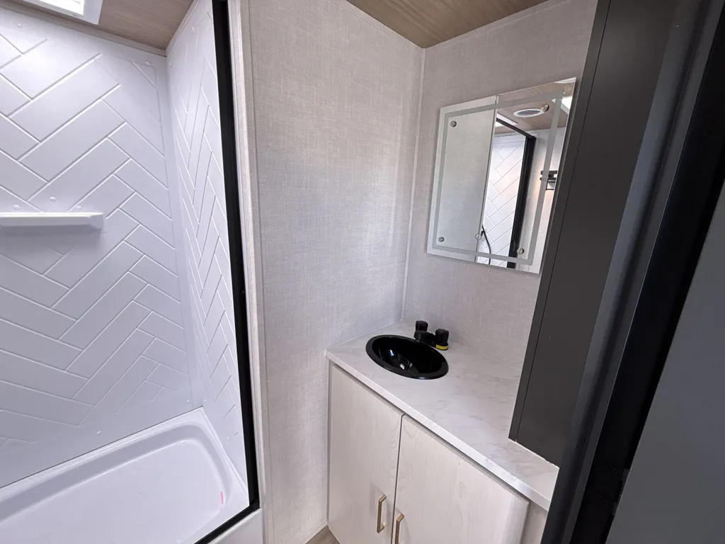 2026 Forest River Vibe 3400BH, Photos photo 18