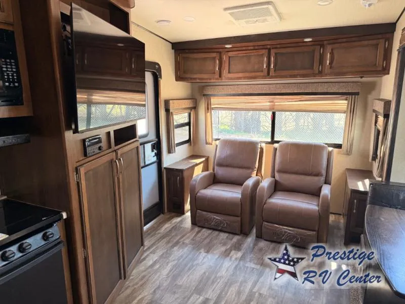 2018 Grand Design Reflection 150 Series 230RL - Photo 2
