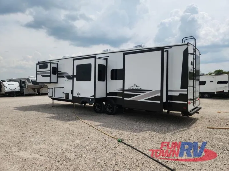 2026 Coachmen Brookstone 374RK - Photo 4