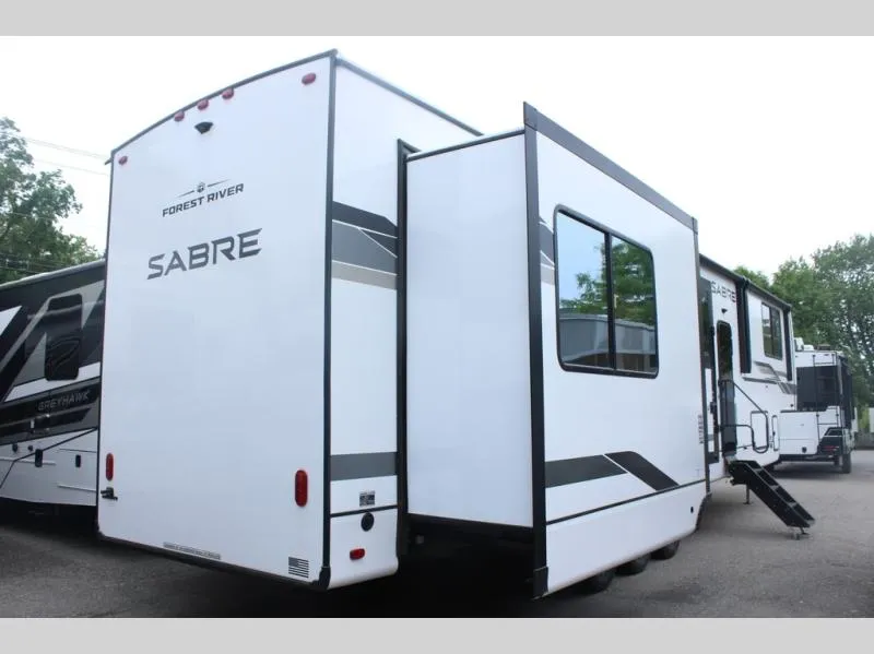 2026 Forest River Cherokee Sabre 38RVHUNTER - Photo 4