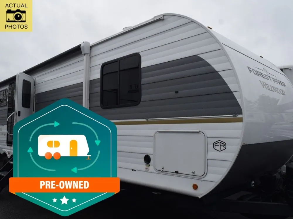 2025 Forest River Wildwood 34VERANDA dealer photo 1 from Pete's RV Center