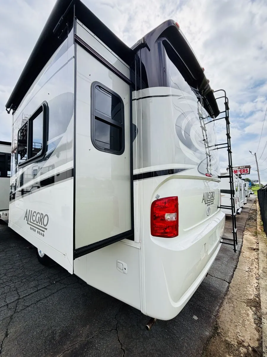 2016 Tiffin ALLEGRO 35QBA - Photo 3