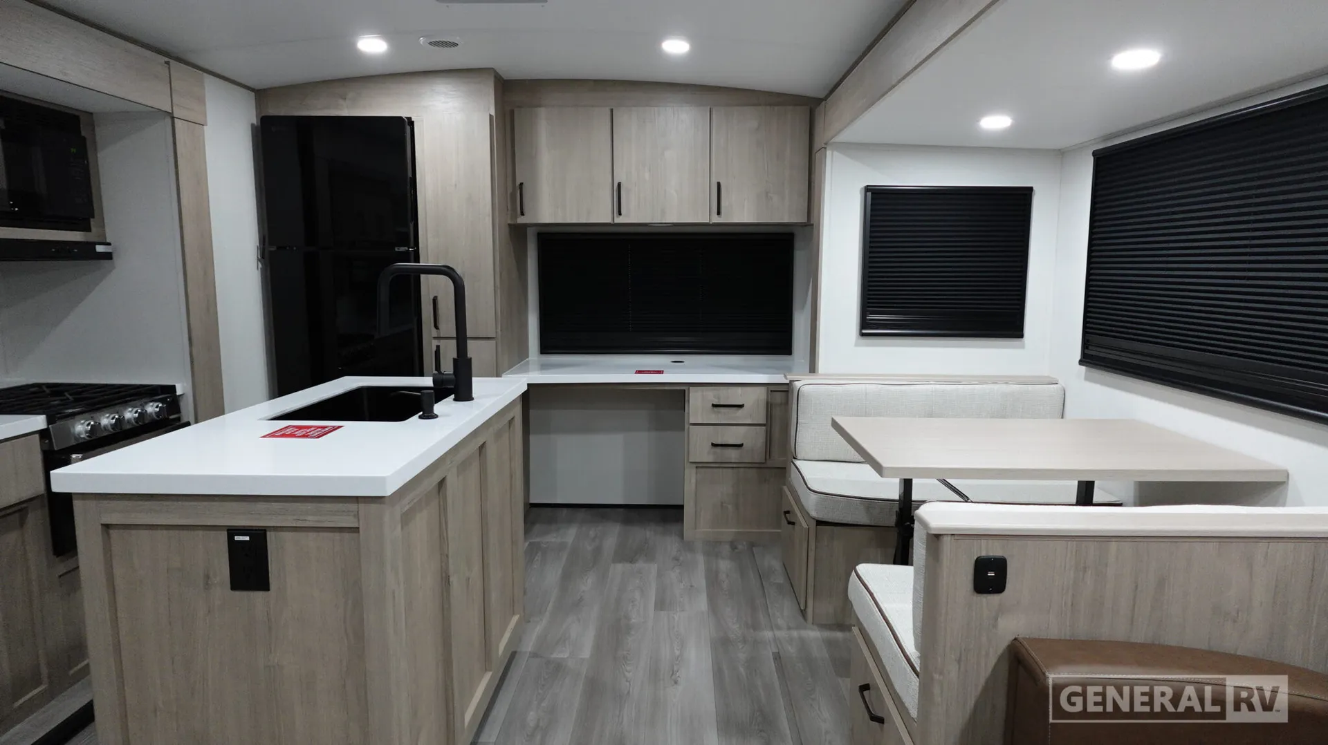 2026 Grand Design Imagine 2670MK - Photo 3