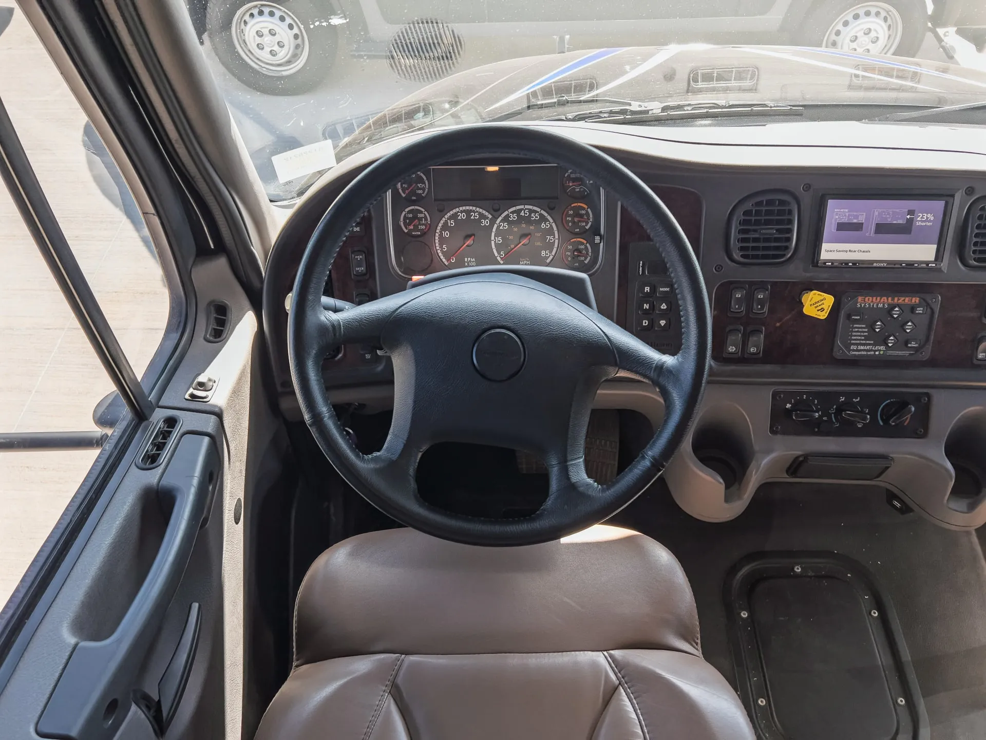 2021 Entegra Coach Accolade 37L - Photo 4