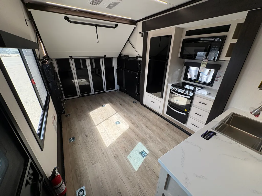 2025 Forest River Vengeance Rogue Armored 26L140, Photos photo 21