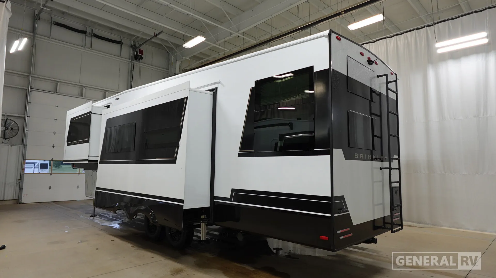 2027 Brinkley Model Z 3210 - Photo 4