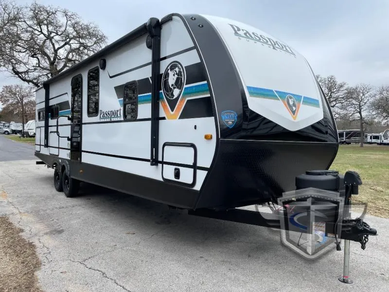 2025 Keystone Passport Super Lite 2700RK - Main photo