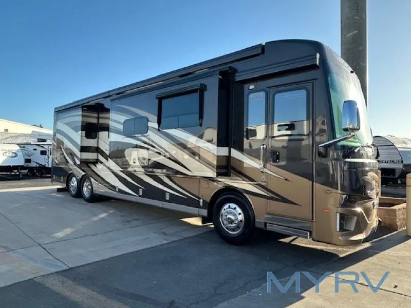 2019 Newmar Dutch Star Used    4018 - Main photo