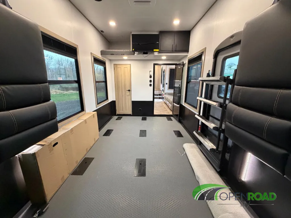 2026 Keystone Raptor 415, Photos photo 15