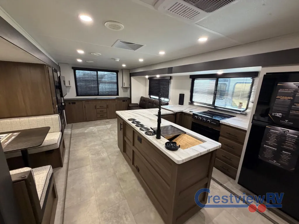 2027 Forest River Tracer 286RL, Photos photo 6