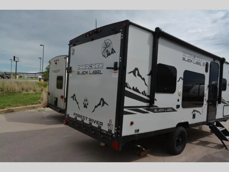 2025 Forest River Cherokee Wolf Pup Black Label 18RJBWBL - Photo 3