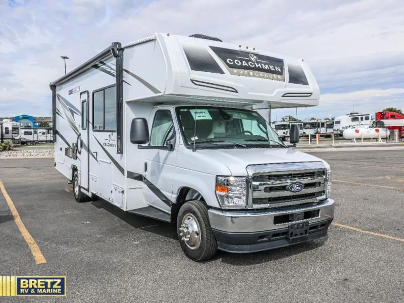 2026 Coachmen Freelander 26DS - Photo 2