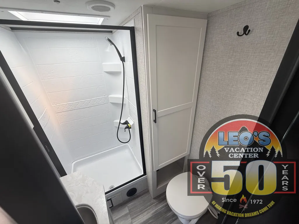 2025 Jayco Jay Feather 29QBH, Photos photo 25