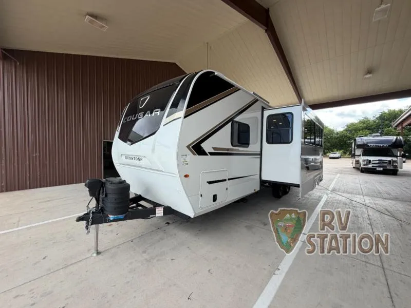 2027 Keystone RV Cougar Half-Ton 26LBW - Photo 2