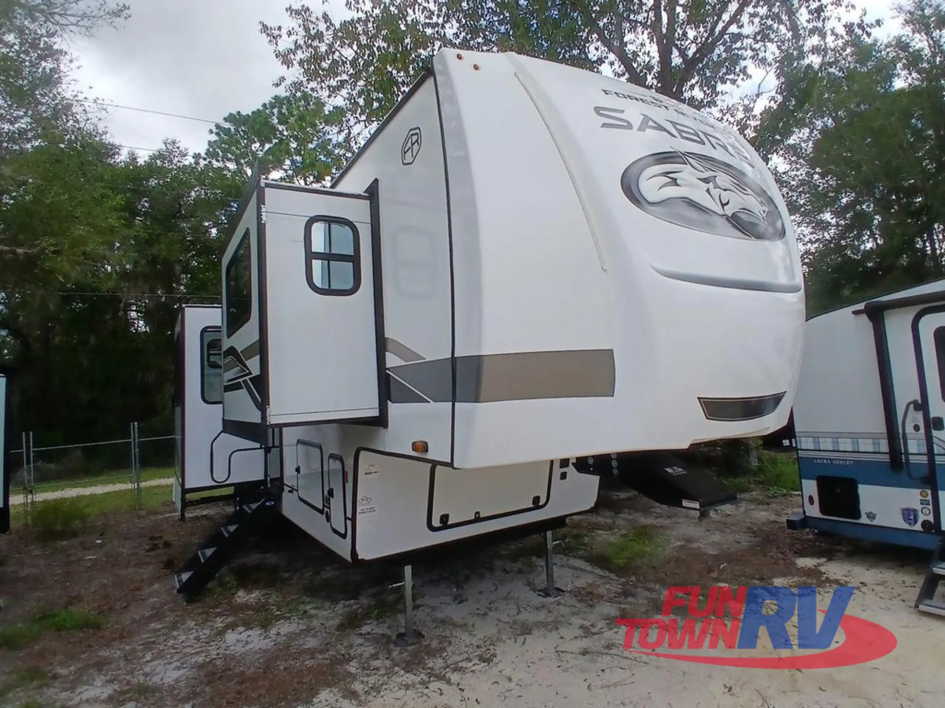 2026 Forest River Sabre 37FLH - Photo 3