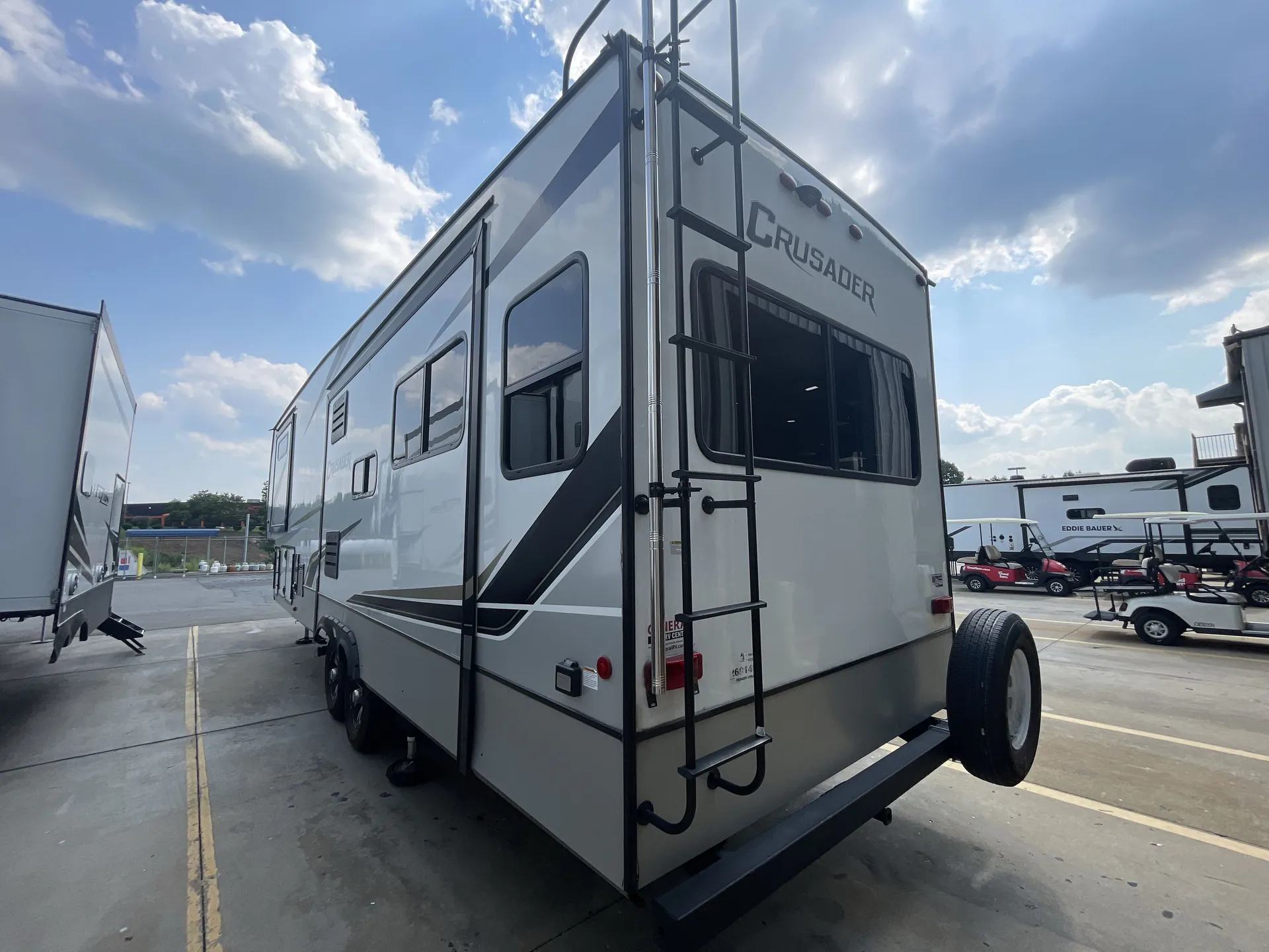 2022 Prime Time Crusader 335RLP — living area main