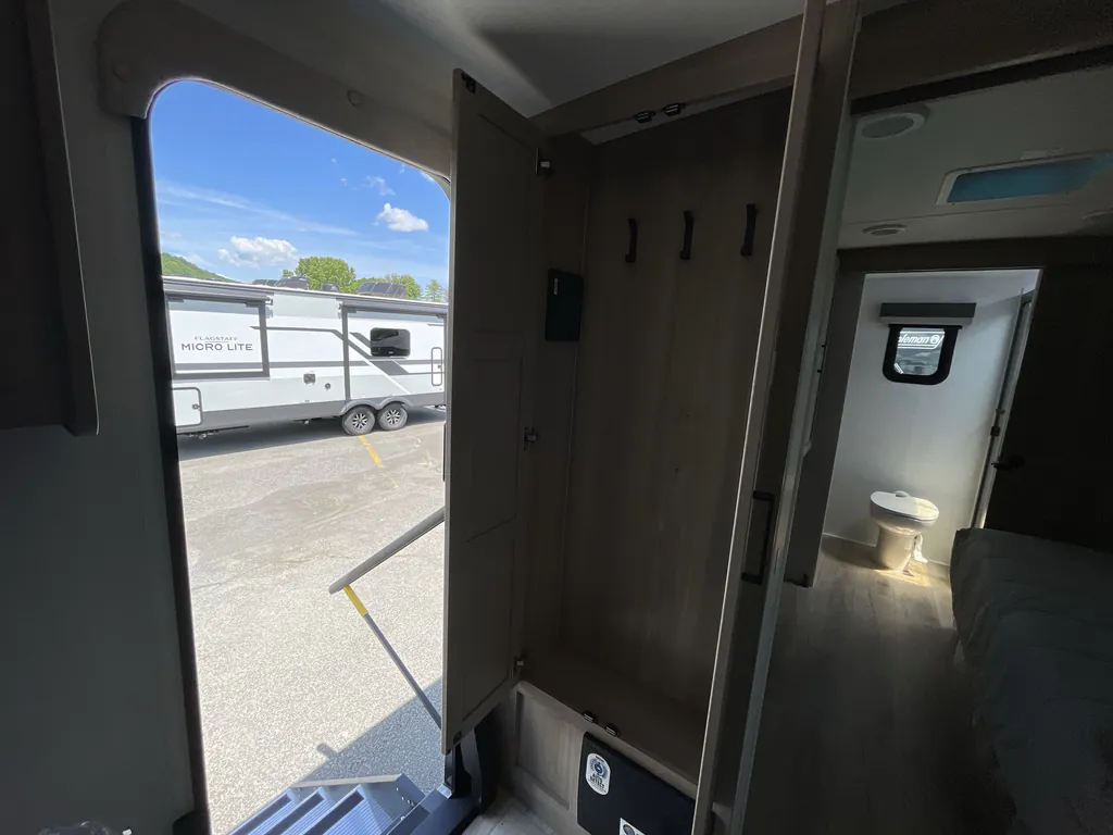 2026 Forest River Flagstaff Micro Lite 25MBR, Photos photo 13