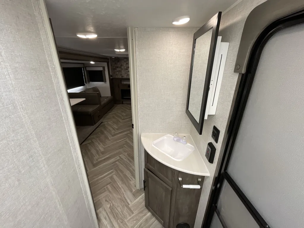 2020 Forest River EVO T2700, Photos photo 16