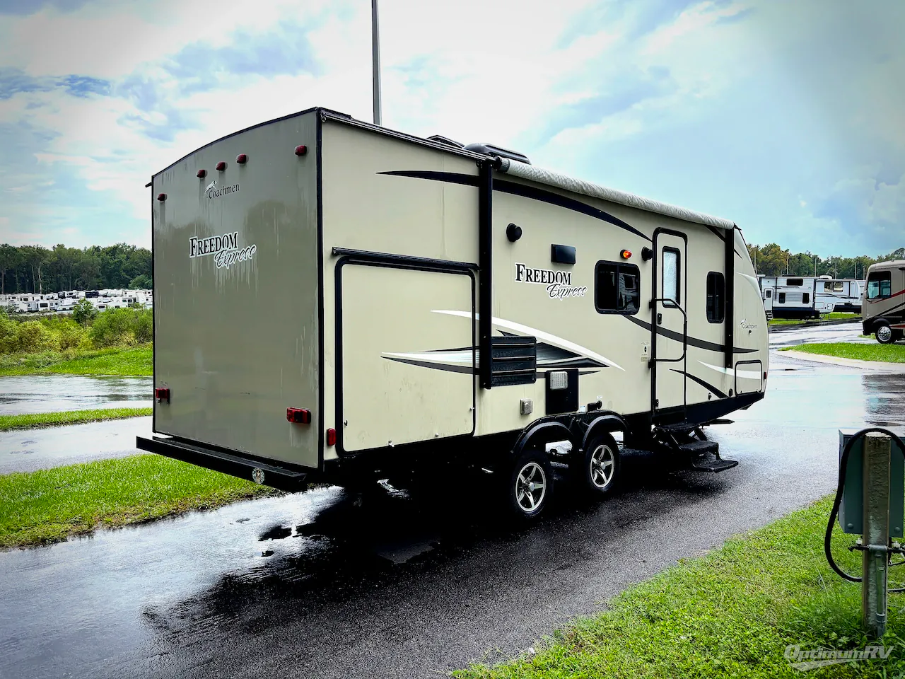 2017 Coachmen Freedom Express LTZ 231RBDS - Photo 3