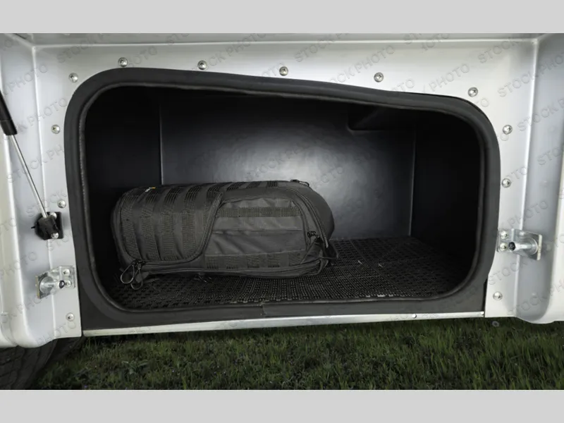 2027 Pleasure-Way Plateau XLRB New    Std. Model - Photo 3