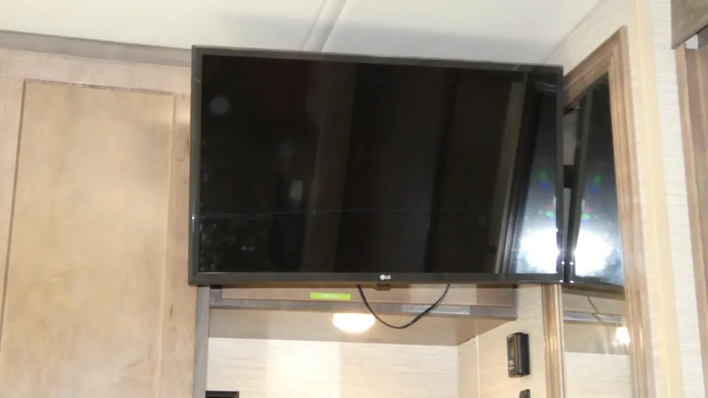2022 Winnebago Vista 32M, Photos photo 31