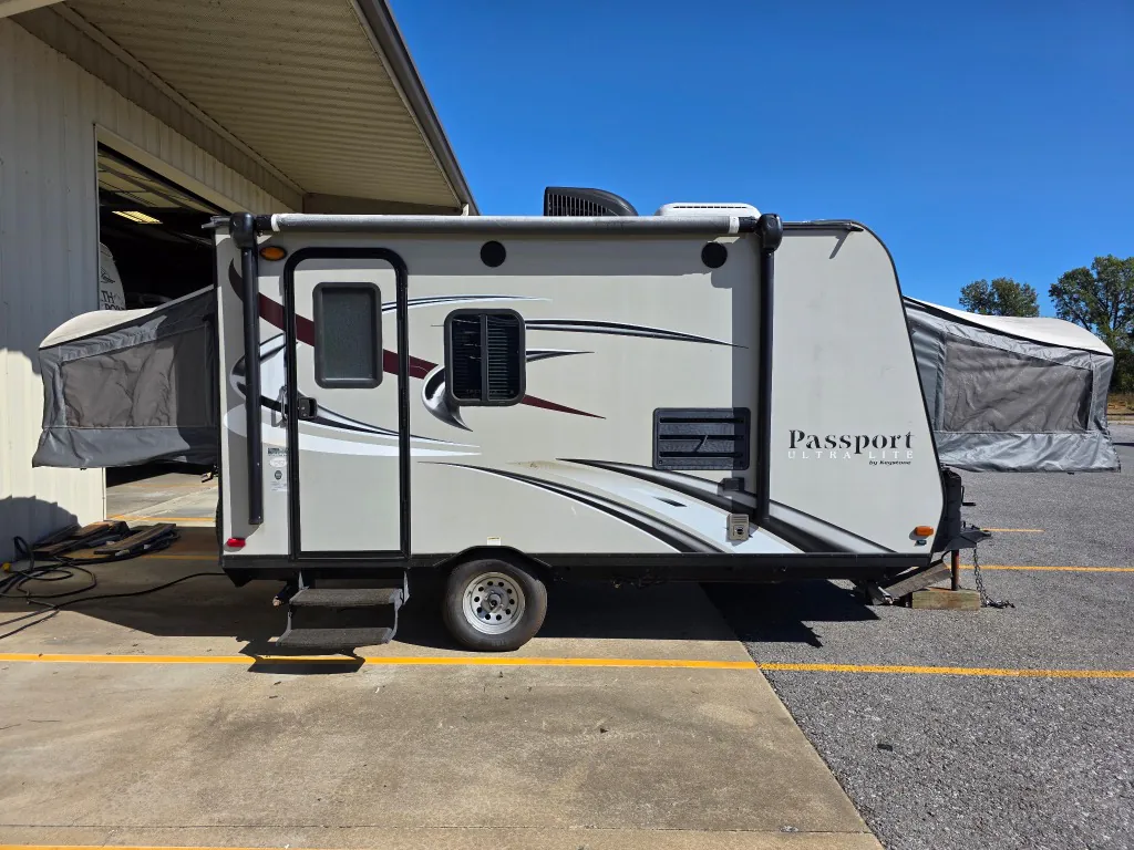 2015 Keystone Passport Express 145EXP - Photo 3