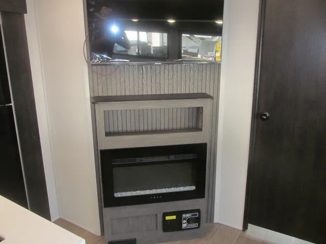 2026 Forest River Cherokee Alpha Wolf 33BH, Photos photo 22