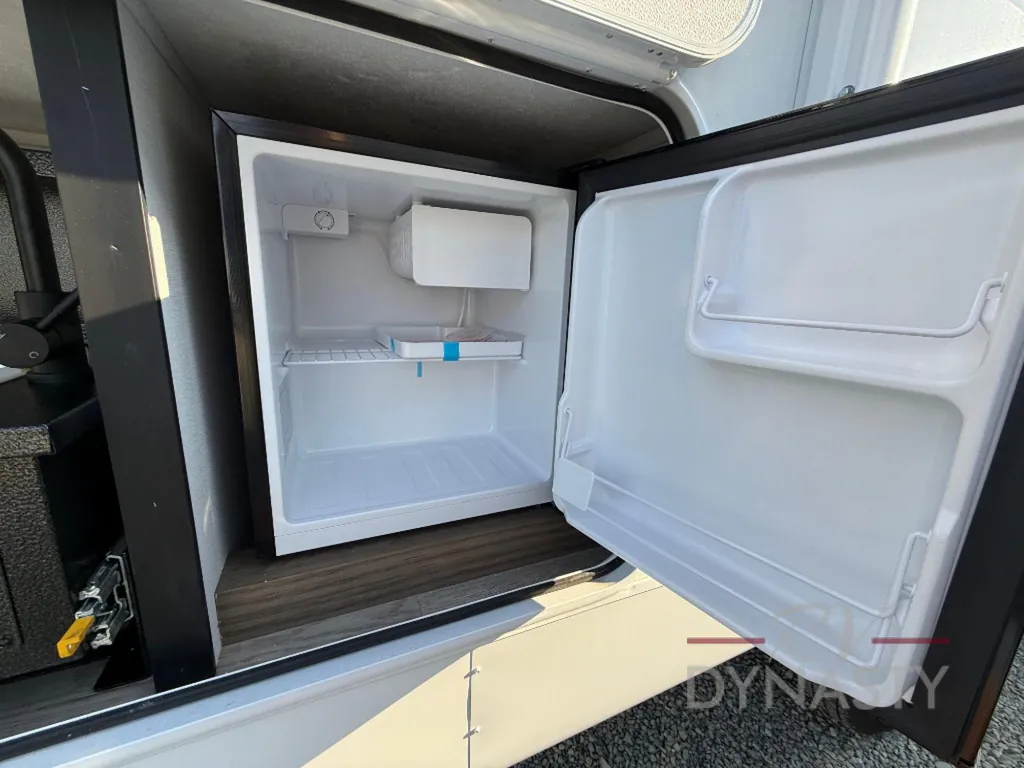 2026 Coachmen Freedom Express Select 30SE, Photos photo 16