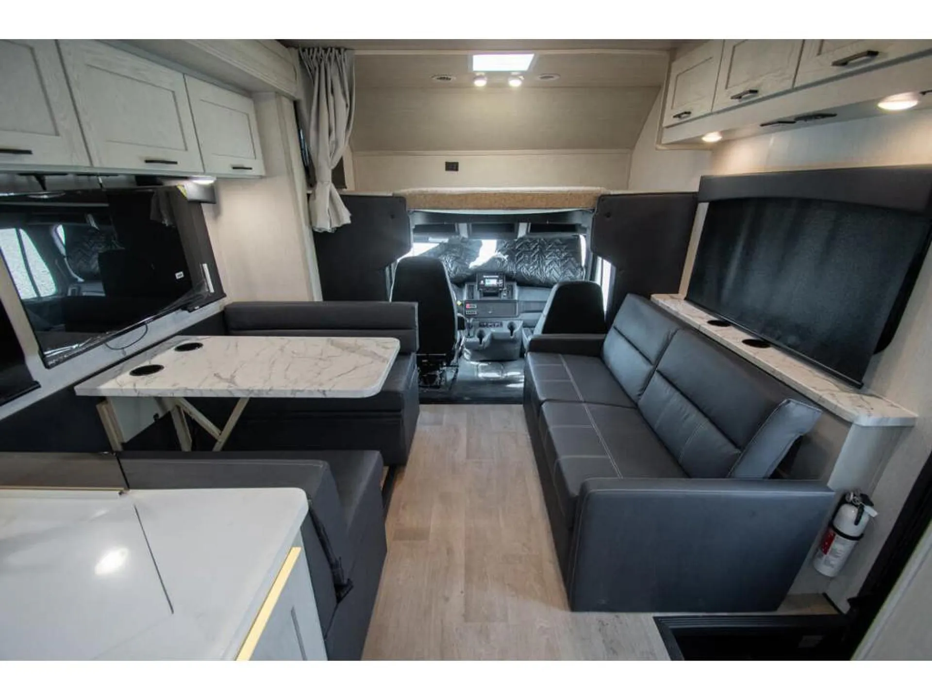 2026 Nexus Wraith 30F - Photo 3