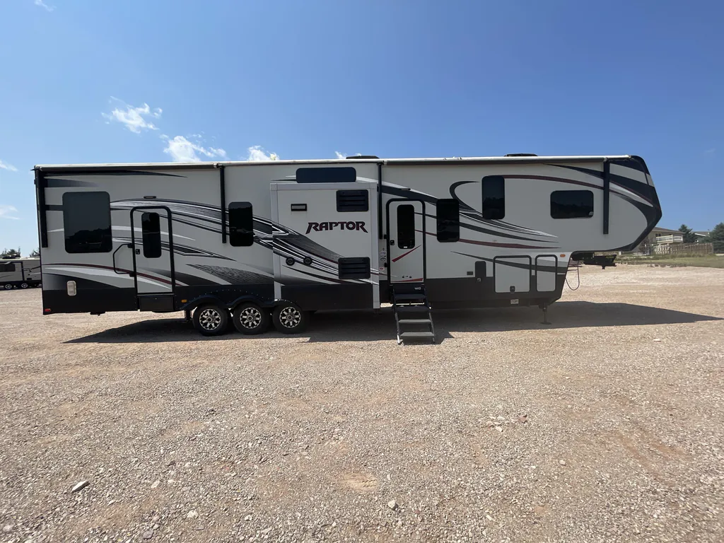 2014 Keystone Raptor 415, Photos photo 8