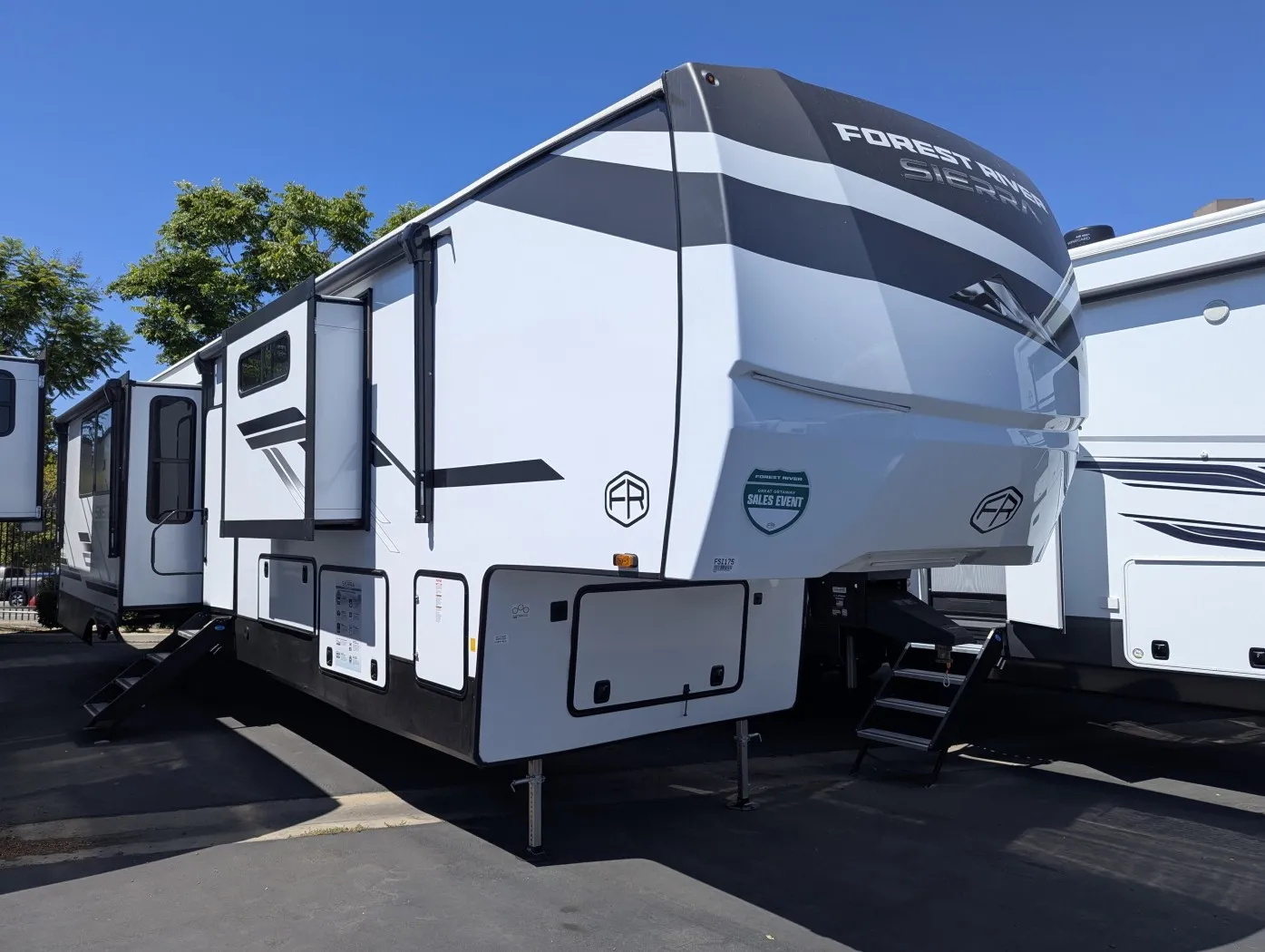 2026 Forest River Sierra 3800RK - Photo 2
