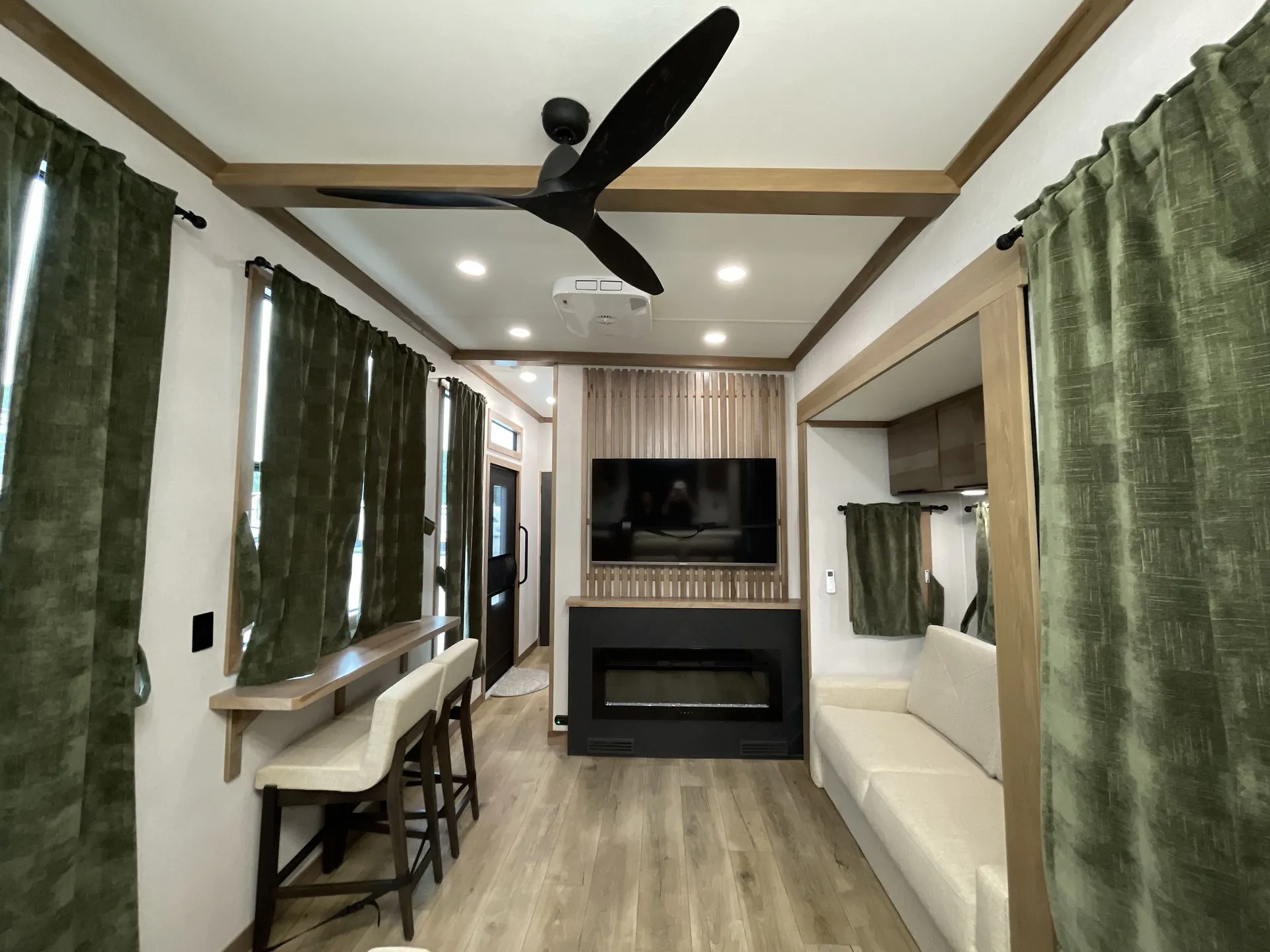 2026 Forest River Lost Pines ASPEN — living room