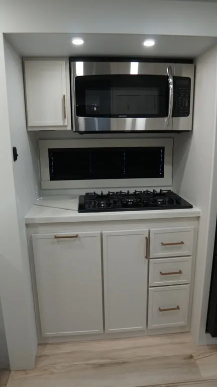 2026 Brinkley Model I 235, Photos photo 9