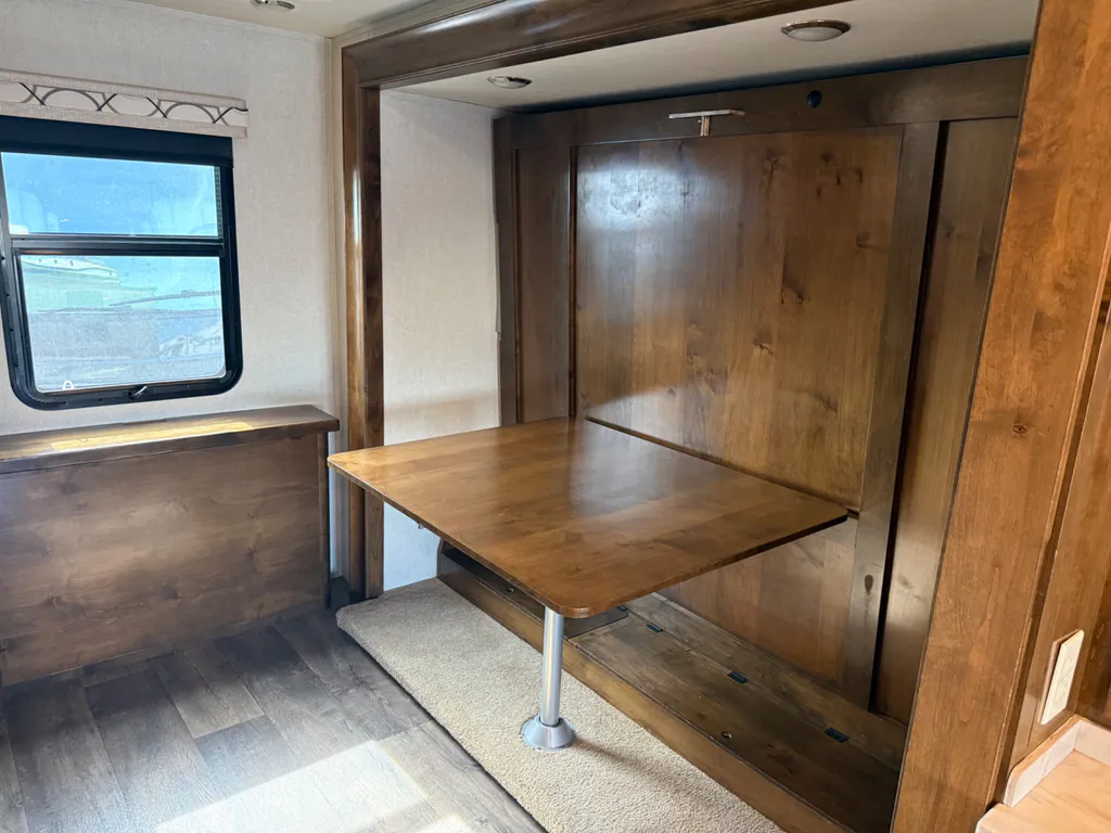 2019 Tiffin Wayfarer 24 FW, Photos photo 12